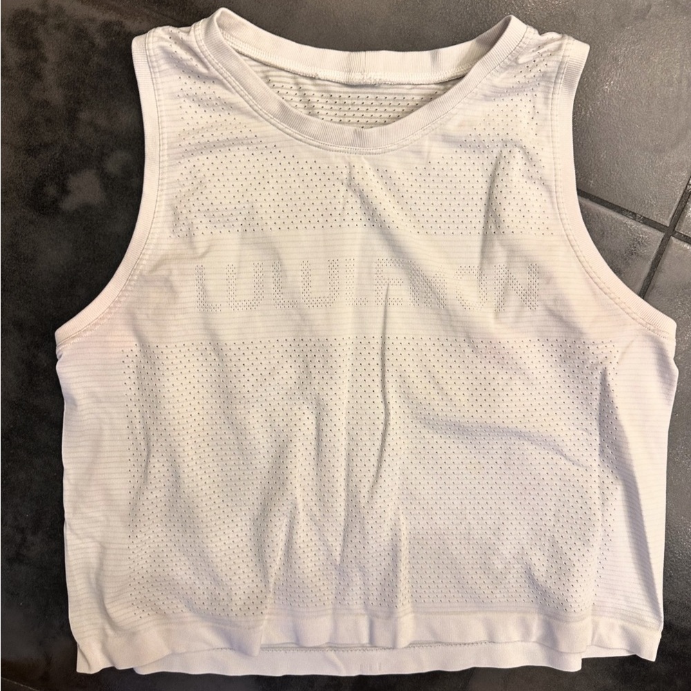 LULU TANK!! GREAT CONDITION